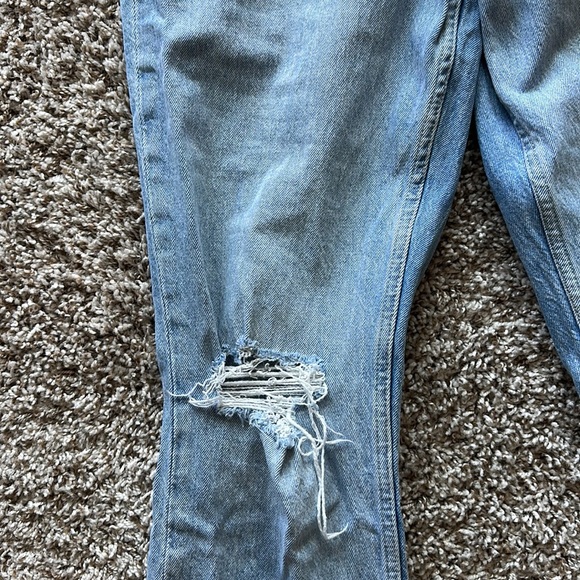 jeans - Picture 2 of 4